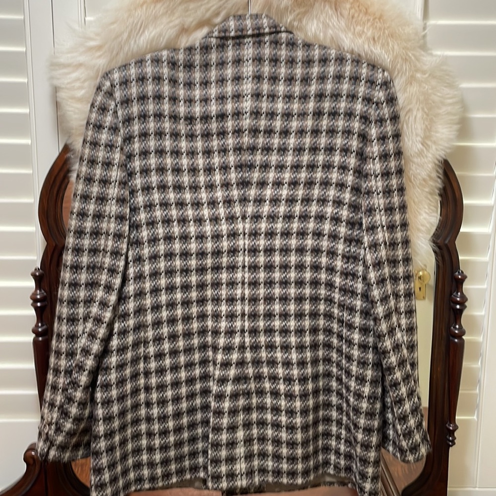 Wool blazer - Picture 9 of 10